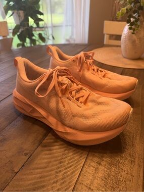 Asics Peach/Coral Women's Running Shoes